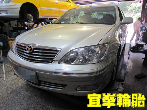 CAMRY ASSURENCE FUEL MAX 215/55/17 ORO W401