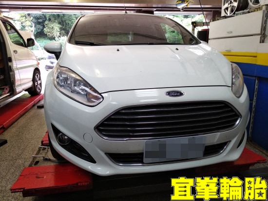 FORD FIESTA Goodyear Assurance triplemax 195/50/16 胎圈最佳化平衡 3D四輪定位