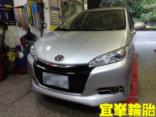 TOYOTA WISH Continental UltraContact UC6 195/65/15 胎圈最佳化平衡  3D四輪定位