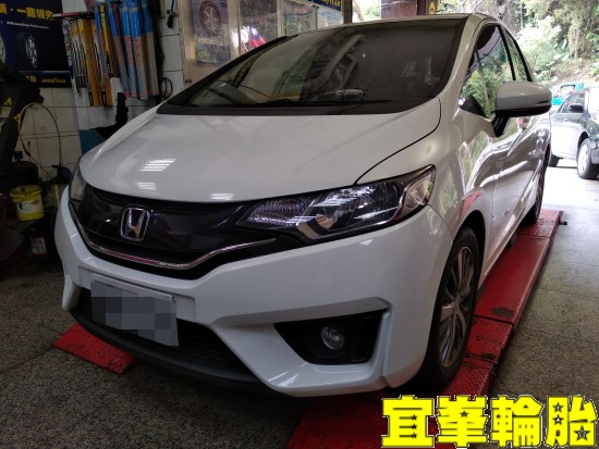 HONDA FIT Michelin Energy saver 4 195/50/16 胎圈最佳化平衡 3D四輪定位 PAGID陶瓷前來令片極致安裝 碟盤車銷研磨
