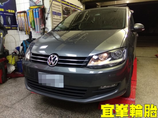 Volkswagen Sharan Goodyear EfficientGrip Performance 215/60/16