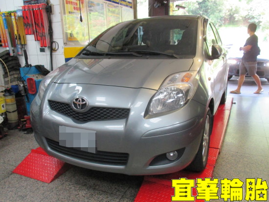 TOYOTA YARIS SELENIA 5W40