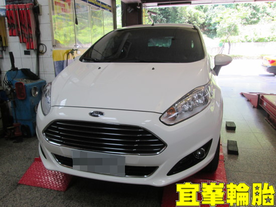 FORD FIESTA SELENIA 5W40