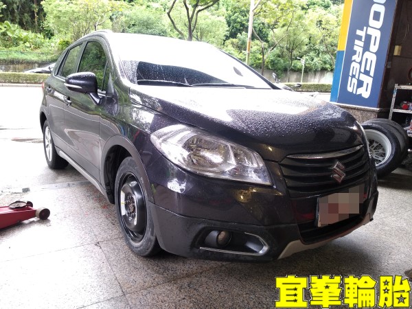 Suzuki SX4 Crossover  Goodyear EfficientGrip Performance 2 205/60/16 胎圈最佳化平衡