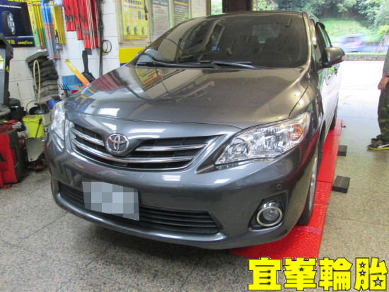 TOYOTA ALTIS  Assurance TripleMax 205/55/16 胎圈最佳化平衡 3D四輪定位