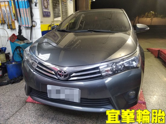 TOYOTA  ALTIS Yokohama AE01F 205/55/16 3D四輪定位