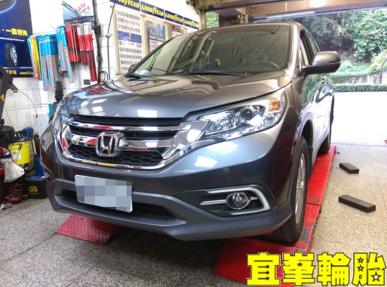 HONDA CR-V SELENIA 5W30 輪胎對調