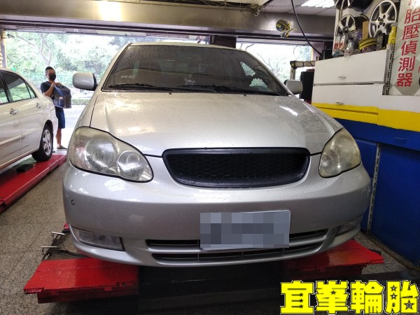 TOYOTA ALTIS SELENIA 5W50 輪胎對調 輪胎漏氣檢查