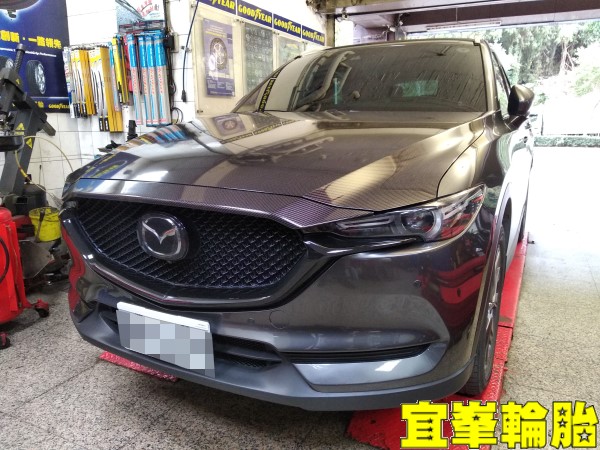 MAZDA CX-5 Goodyear EfficientGrip Performance SUV 225/55/19 胎圈最佳化平衡 3D四輪定位