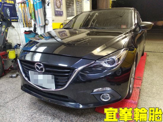 Mazda All-new Mazda3 SELENIA 5W30 輪胎對調