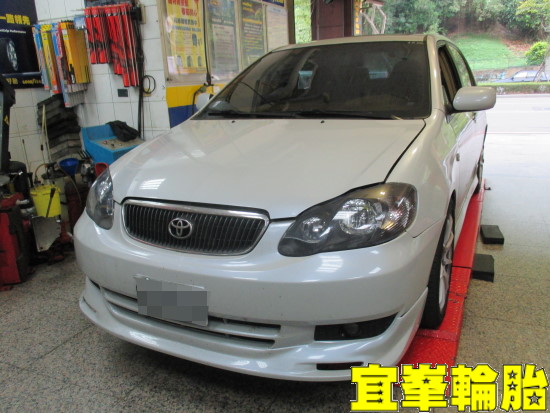 TOYOTA ALTIS GOODYEAR GSD5 215/45/17 SELENIA 10W40