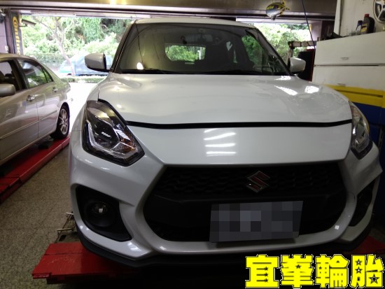 Suzuki Swift 自備機油保養 輪胎對調