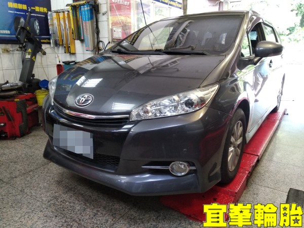 TOYOTA WISH  SELENIA 5W40 輪胎對調