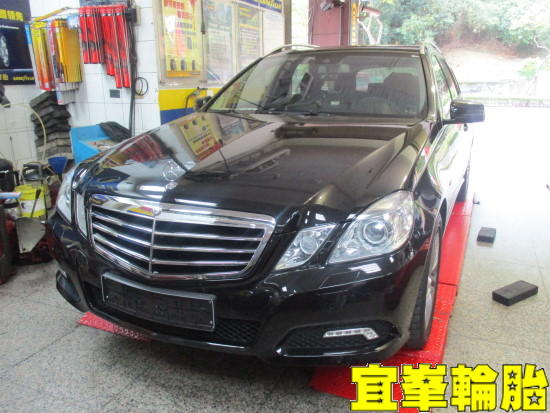 Mercedes-Benz E-Class S212 ASYM-2 F1 Asymmetric-2 245/45/17 3D四輪定位