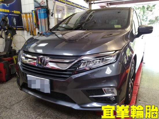 Honda Odyssey 輪胎對調 極致胎圈平衡 3D四輪定位