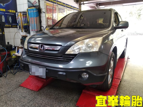 HONDA CR-V SELENIA 5W30 輪胎對調 TUTELA TOP 4/S 煞車油脈衝式更換