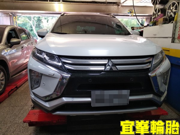 Mitsubish Eclipse Cross 美國固鉑 Cooper Discoverer ATT 225/55/18 胎圈最佳化平衡 3D四輪定位