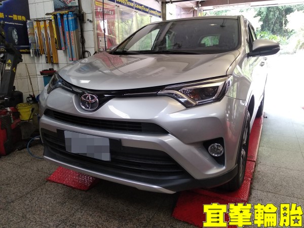 TOYOTA RAV4 SELENIA 5W40 輪胎對調