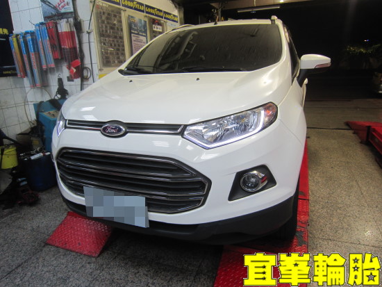 FORD EcoSport Goodyear Assurance TripleMax 205/60/16 胎圈最佳化平衡 3D四輪定位