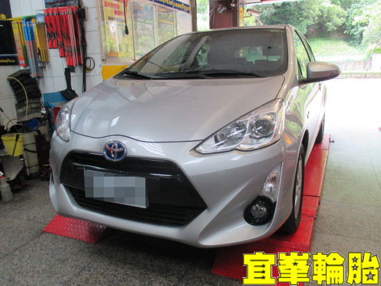 TOYOTA PRICUS C ORO W410 TPMS極致安裝 胎圈最佳化平衡