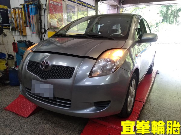 TOYOTA YARIS 引擎異音檢查 SELENIA 10W40