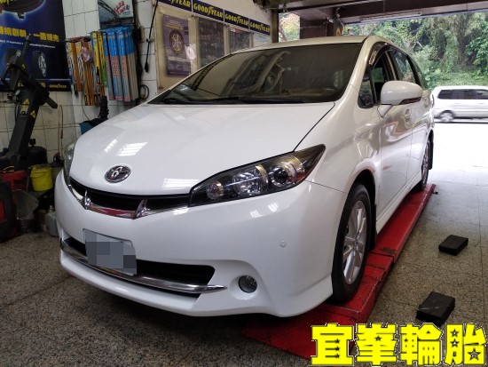 TOYOTA WISH SELENIA 5W40 輪胎對調 BOHENG陶瓷競技前來令更換