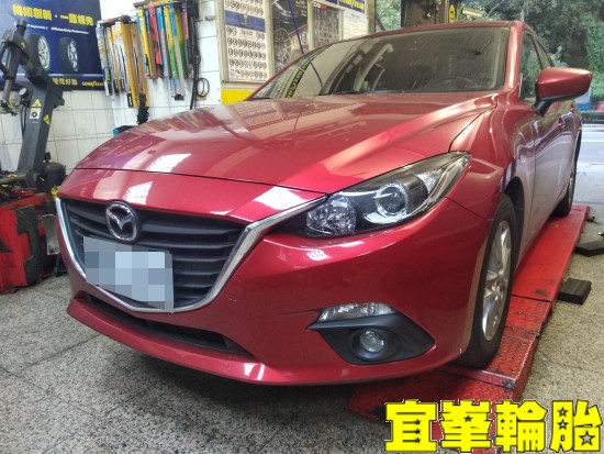 MAZDA All-new Mazda3 Goodyear AssuranceTripleMax2 205/60/16 3D四輪定位
