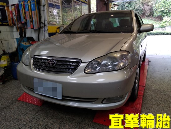 TOYOTA ALTIS SELENIA 5W40 輪胎滾動噪音 後輪軸承更換 冷氣控制面板按鈕損壞 排檔桿滑片更換 輪胎對調