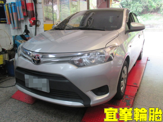 TOYOTA VIOS Goodyear Assurance TripleMax 175/65/14