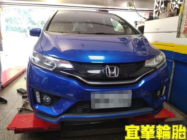 Honda FIT NANKANG RX-615 185/55/16 胎圈最佳化平衡 3D四輪定位