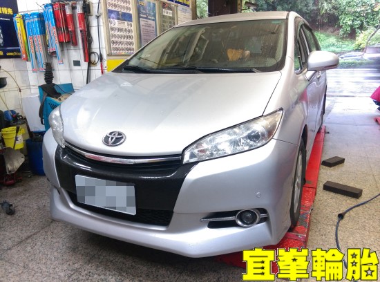 TOYOTA WISH  SELENIA 5W40