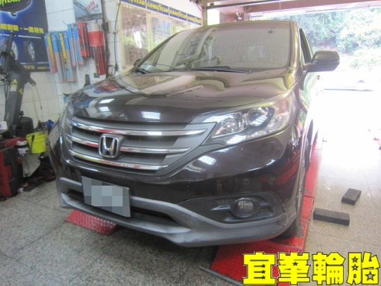 HONDA CR-V  Michelin Latitude Tour HP 225/65/17 3D四輪定位