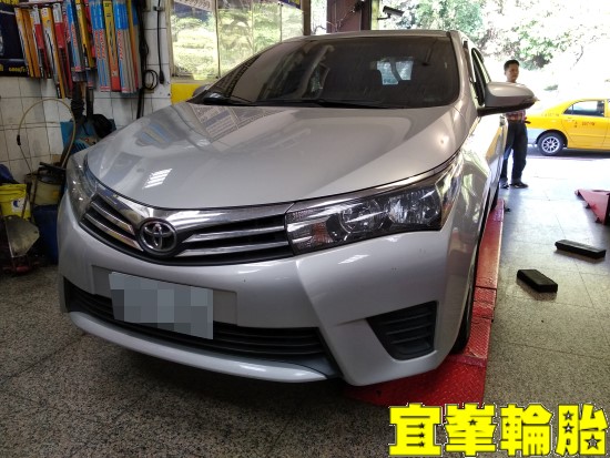 TOYOTA ALTIS SELENIA 5W40 輪胎對調