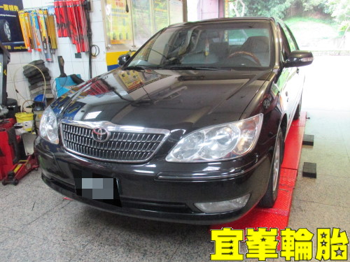 TOYOTA CAMRY Assurance TripleMax 205/65/15 3D四輪定位