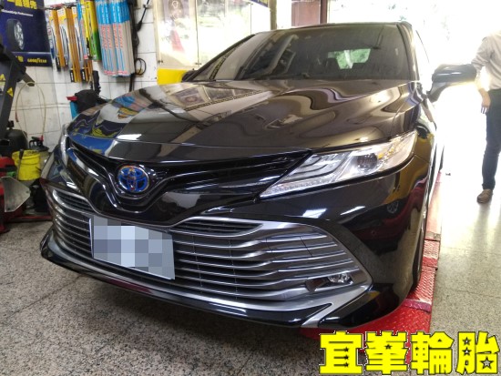 Toyota 2019 Camry Hybrid 極致胎圈平衡