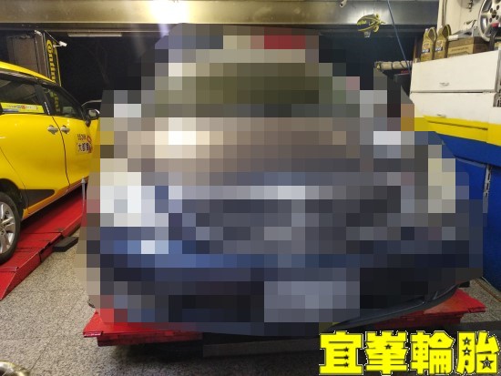 Mitsubishi Grunder 南港RX-615 215/60/16 3D四輪定位