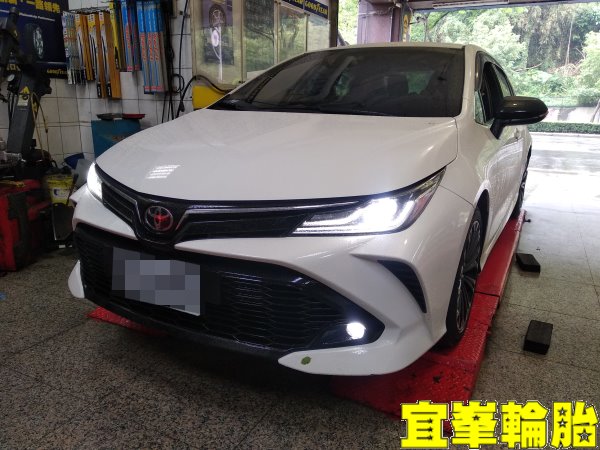 Toyota Corolla Altis GR SPORT Ravenol VSE 0W20 輪胎對調 福士車室活性碳空氣濾網
