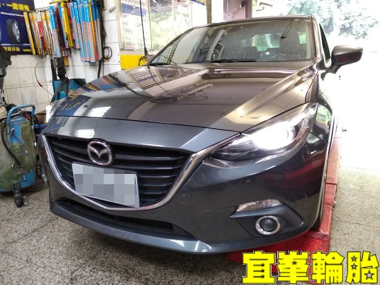 MAZDA All-new Mazda3 Goodyear ASYM-3 F1 Asymmetric-3 225/40/18  3D四輪定位