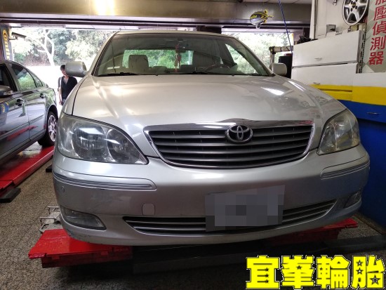 TOYOTA CAMRY Goodyear AssuranceTripleMax2 205/65/15 3D四輪定位