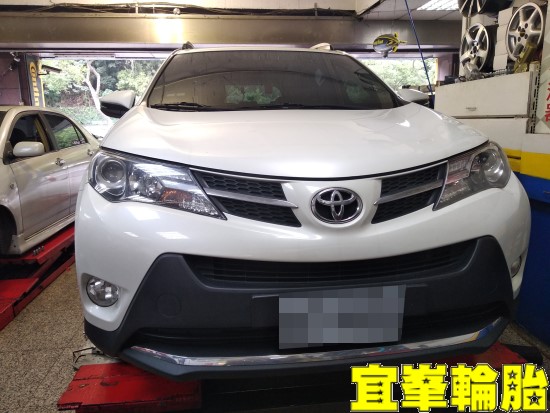 TOYOTA RAV4 BOHENG陶瓷競技前來令極致安裝 碟盤車銷研磨