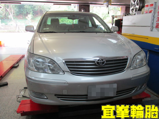 TOYOTA CAMRY Assurance TripleMax 205/65/15  3D四輪定位