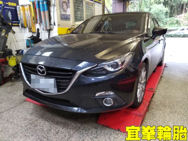 MAZDA All-new Mazda3 Goodyear ASYM-5 F1 Asymmetric-5 225/40/18 3D四輪定位