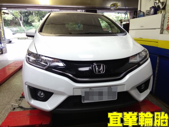 HONDA FIT Goodyear AssuranceTripleMax2 195/50/16 3D四輪定位