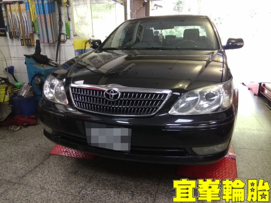 TOYOTA CAMRY SELENIA 5W40 輪胎對調 皮帶更換 電池更換