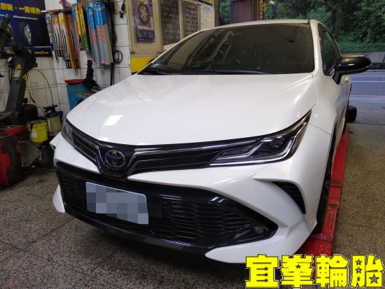 Toyota Corolla Altis GR SPORT Ravenol EHS 0W20 輪胎對調