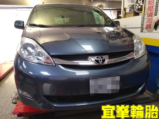 TOYOTA SIENNA SELENIA 5W30 SWD IV ATF Goodyear EfficientGrip Performance SUV 225/65/17 胎圈最佳化平衡3D四輪定位