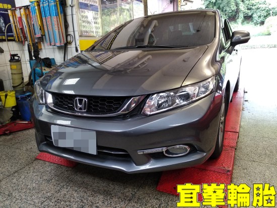HONDA CIVIC 9.5代 SELENIA 0W30 輪胎對調