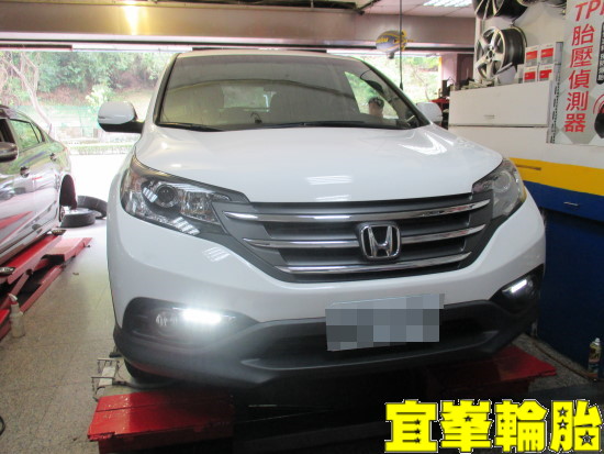 HONDA C-RV Goodyear EfficientGrip SUV 225/65/17 ORO W417 盲塞式TPMS極致安裝 胎圈最佳化搭配3D四輪定位