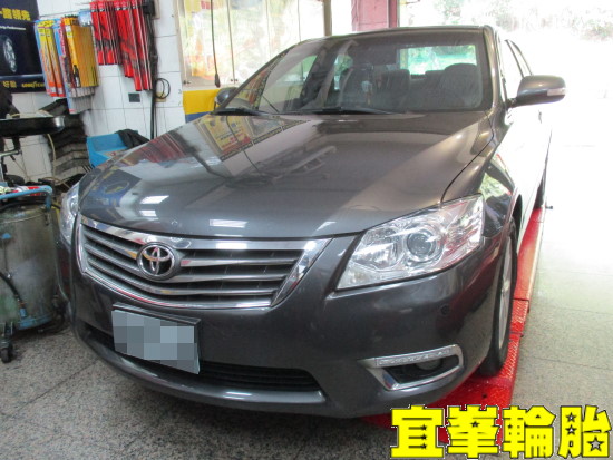 TOYOTA CAMRY Assurance TripleMax 215/60/16