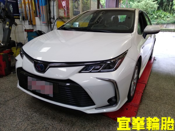 Toyota Corolla Altis hybrid Ravenol VSE 0W20 輪胎對調